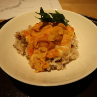 馳走 啐啄一十  - 土鍋ごはんの馬糞雲丹(函館)載せ丼。卵は山梨甲府産(黄身がやまぶき色)【2020年3月①】