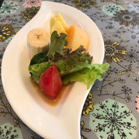 ア・マ・ファソン - フルーツサラダ・キウイとパイナップルと柿とバナナ