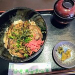 Mikuriya Kourin - チャーシュー丼１０００円