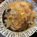 もつ焼 まるい - ほほ肉ガーリック煮