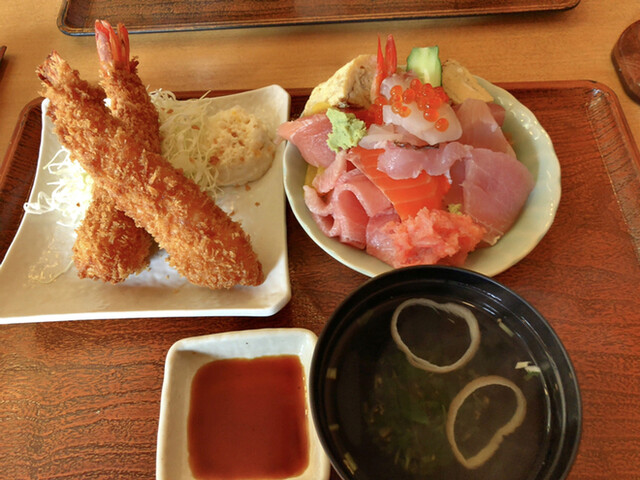 とみ家 西中通 魚介料理 海鮮料理 食べログ とみ家 西中通 魚介料理 海鮮料理 食べログ
