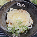 はなまるうどん - 2020年10月。温玉ぶっかけうどん小290円。