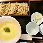 手打ち蕎麦　六四篭 - 「つけとろせいろ」真上からです