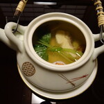 日本料理 山茶花 - 松茸の土瓶蒸し