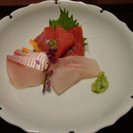 日本料理 山茶花 - 刺身　左からブリ、マグロ、鯛