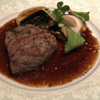 ベージュ アラン・デュカス 東京 - 