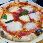 GOOD CHEESE GOOD PIZZA - マルゲリータ　1,400円