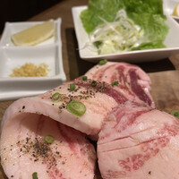 焼肉レストラン ROINS 久茂地国際通り店 - 