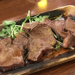 肉酒場 ちび九炉 - 