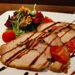 創作イタリアン Gemelli - 豚肉のポルケッタ、アップで(* ´ ▽ ` *)