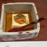 神楽坂 夢二 - ウニを載せた卵豆腐