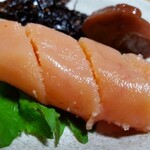 久原本家 椒房庵  茅乃舎 - 皮がオカモトさんなんです(うすうす)