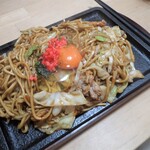 Yakisoba Harada - 焼きそば　600円+生卵　30円