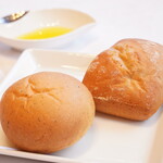 ラ・プラティーノ - 【2020.10】lunchA(2,000円+税)のパン
