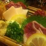 居酒屋 感 - 馬刺し盛り合わせ