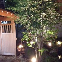 馳走紺屋 - 中から門を臨んで