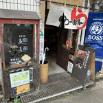 ラーメンBAR やきそばー HIT - 入口