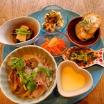 カフェ＆キッチン ｙｙ - 