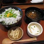 焼魚食堂　魚角 - しらす丼