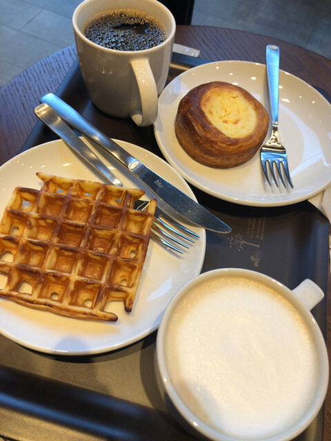 スターバックスコーヒー Tsutaya Bookstore 弥生台店 Starbucks Coffee 弥生台 カフェ 食べログ