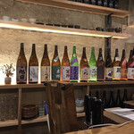 にこみ瞠る - 店内