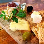 海鮮ワイン酒場 IBIZA - 旬のチーズの盛り合わせ