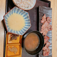 肉寿司 肉和食 KINTAN コレド室町 - 