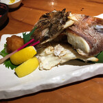 魚里ゐ夷 - 中落ちの塩焼き、裏から見た図