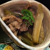 会席料理 岸由 - 牛肉 茄子 牛蒡の煮物