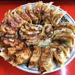 新ちゃん - ぎょうざ４人前　