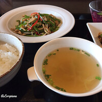 中国料理 豪華 - 青椒肉絲にｽｰﾌﾟ