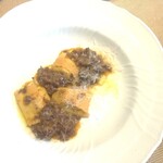 La Brianza - リコッタチーズとサワークリームのラビオリジビーフのボロネーゼ、お肉の旨みとラビオリからあふれ出るさわやかなチーズとハーブの香り。おいしいおしゃれおいしい