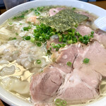 伊達屋 - 塩雲呑麺 大盛 チャーシュー増し