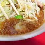 ラーメン二郎 - スープ