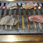 スタミナ苑 - ミックスホルモン(センマイ・ハツ)