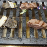 スタミナ苑 - ミックスホルモン(センマイ・ハツ)