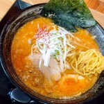 苫小牧ホルモン道場 - 辛味噌ラーメン