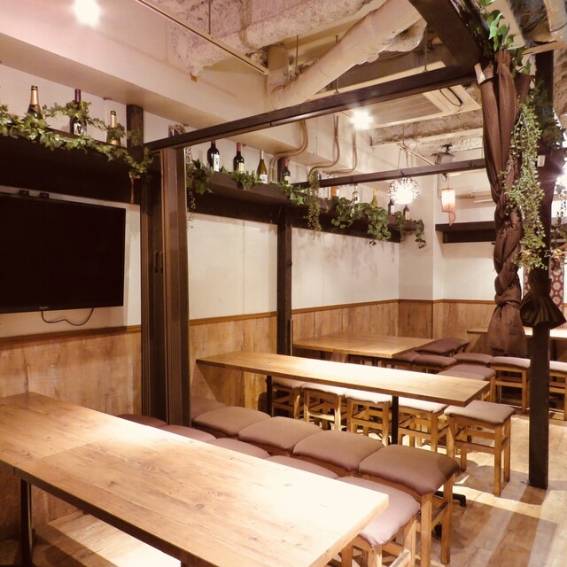 座席 肉寿司 チーズフォンデュ お洒落個室ダイニング Borracho 新宿店 西武新宿 ダイニングバー 食べログ