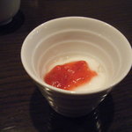 聖兆 - デザート　杏仁豆腐　苺のソース
