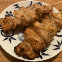 炭火焼鳥とり央 - 皮