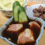 ひな鳥素揚げ 目黒 月鳥 - 鶏わさ470円