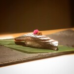 Chokotto Sushi Bettei - サンマ肝添え。