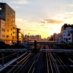 一〇そば - 駒込駅の陸橋。