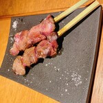 Kushiyaki Bisutoro Gaburi - 極上レバー　焼き加減と肉厚さ抜群