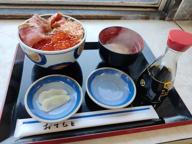 ウトロ漁協婦人部食堂 ぎょきょうふじんしょくどう 斜里町その他 定食 食堂 食べログ