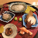 日本料理 太月 - フルコース１６５００円。立派な真牡蠣と子持ち昆布、あん肝の漬焼き、車海老黄身寿司、海老芋唐揚げ。どの品もとーっても美味しかったです（╹◡╹）（╹◡╹）