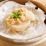 ホタテ貝のニンニク蒸し