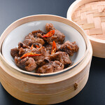 スペアリブの黒豆ソース