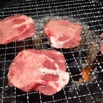 焼肉市場 - 