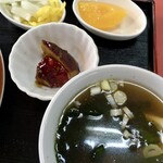 中華料理 喜楽 - 脇役トリオ。